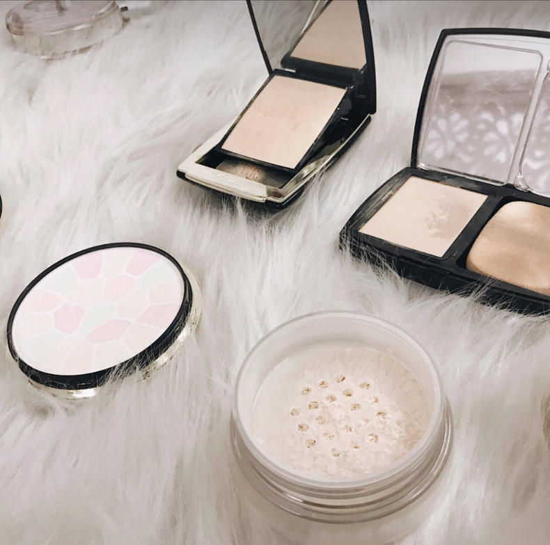 油皮粉底怎么才能脱妆不卡粉,油皮粉底怎么才不会斑驳