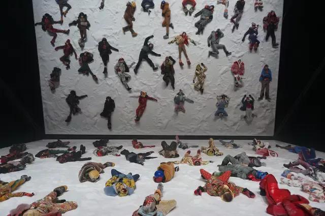 做成Burberry的波司登羽绒服，能让我变成刘亦菲吗？