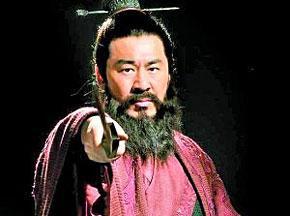 曹操到底是个什么样的人?鲁迅先生为曹操正名,破开他多年骂名