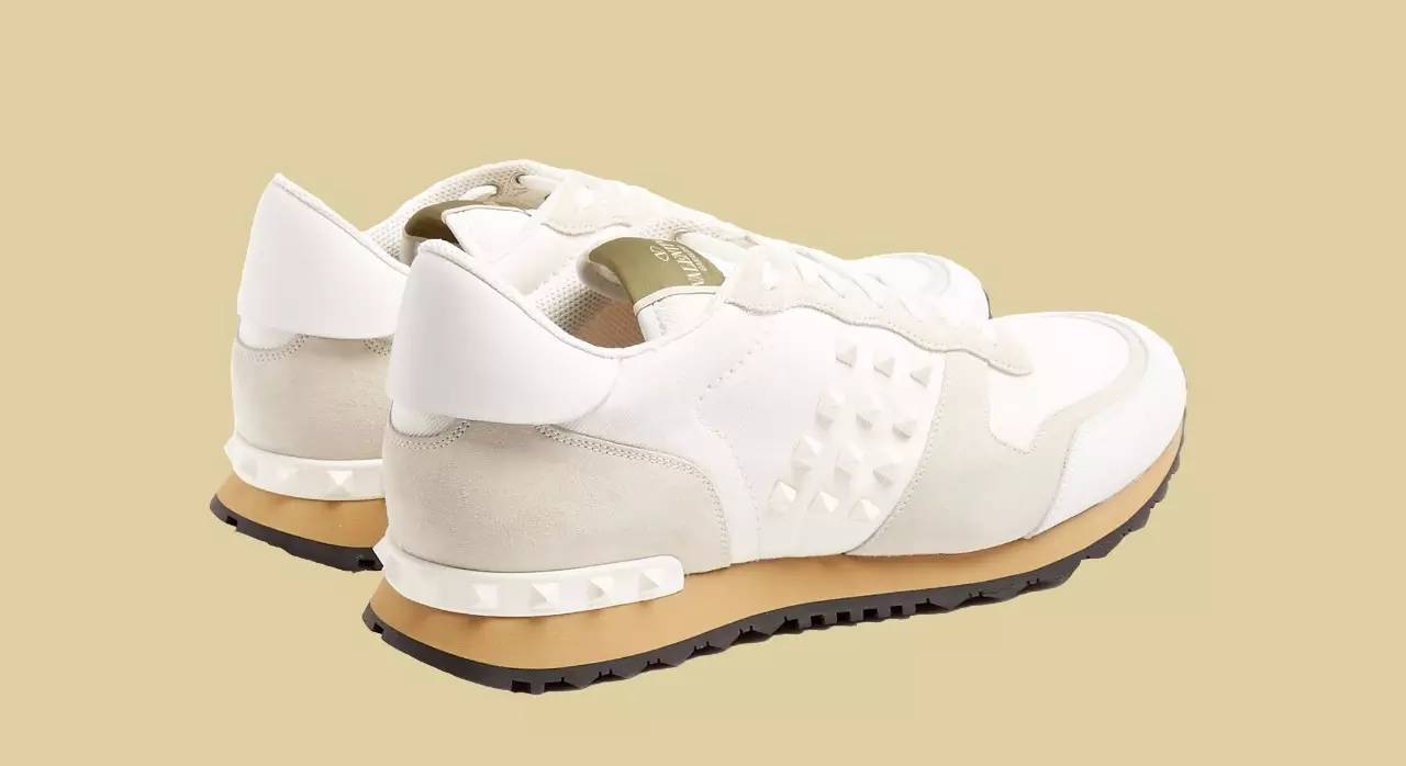 为什么都喜欢配德训鞋,现在很多人穿德训鞋