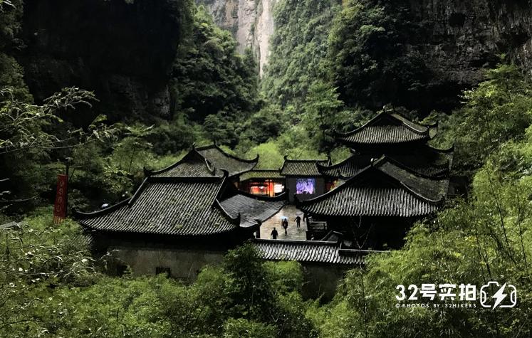 热腾腾麻辣火锅,8d魔幻山城重庆美食街