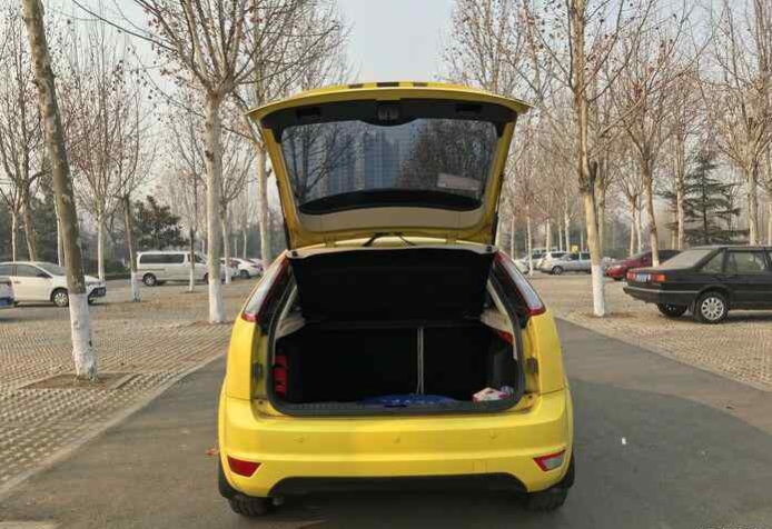 那些曾经的经典车型,每周一款经典车长安福特福克斯