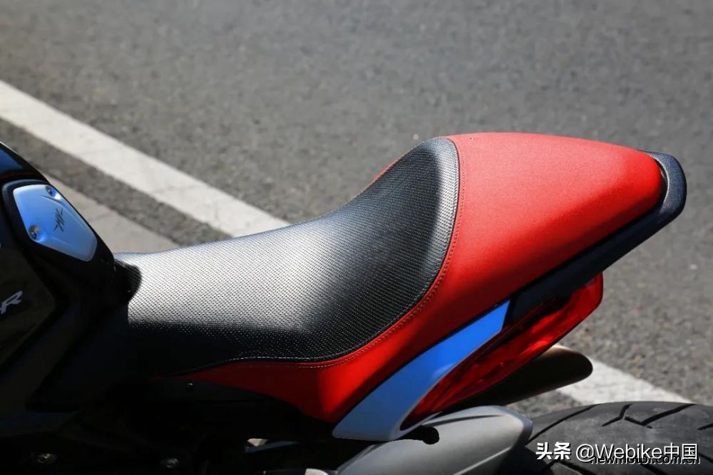 濂ュ彜鏂superveloce800,濂ュ彜鏂brutale800rr