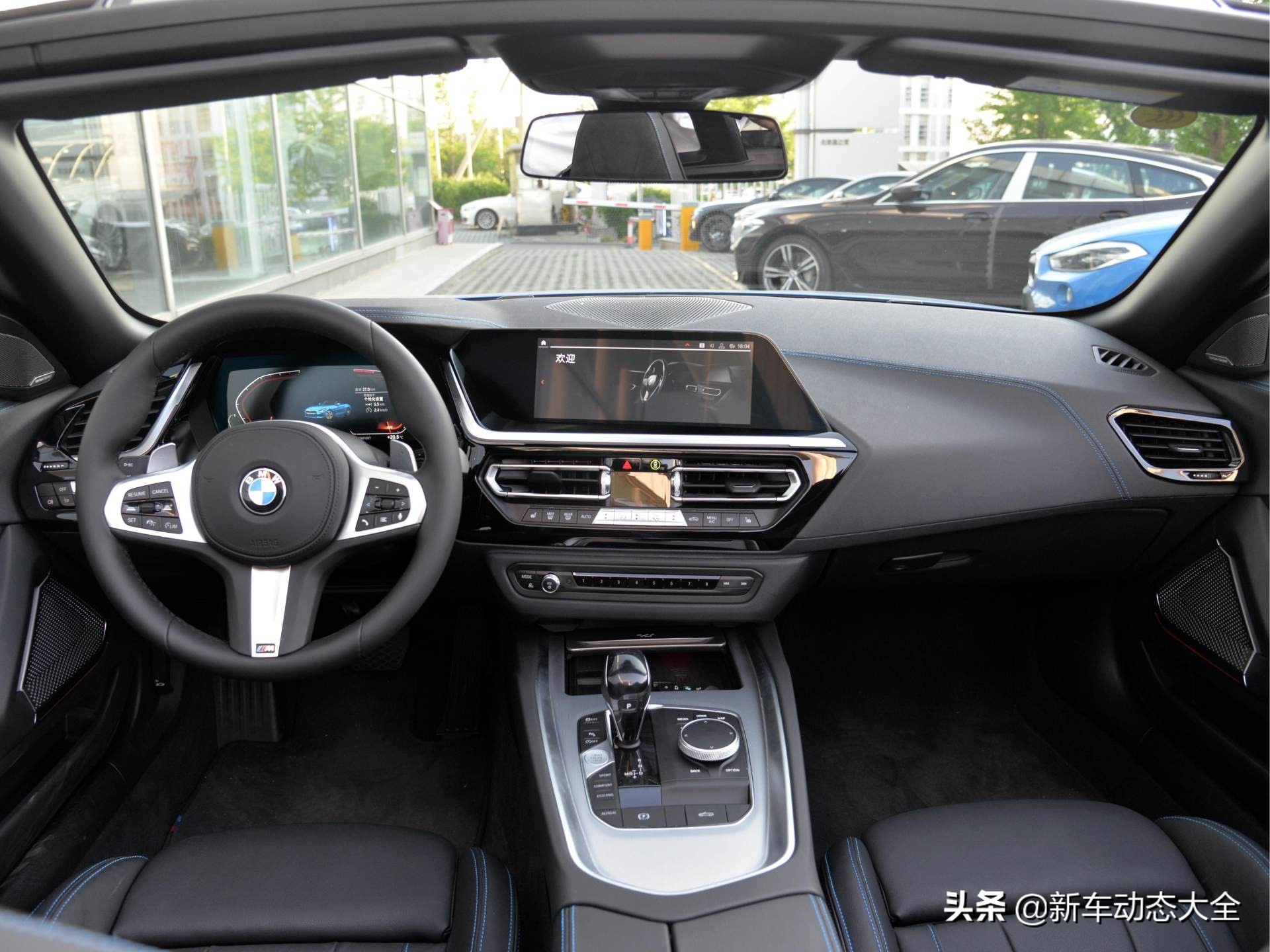 小型跑车拉风视频,宝马z42009款sdrive23i领先型