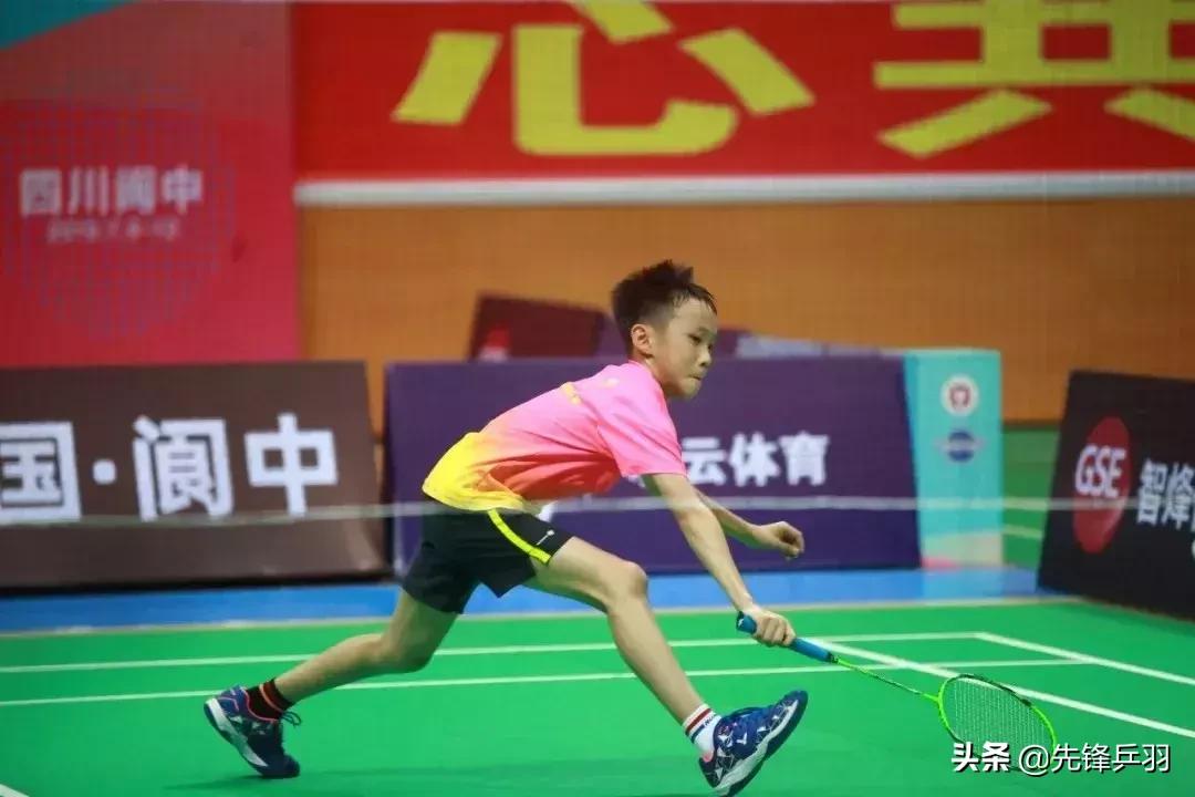 孩子打羽毛球基础训练,羽毛球有基础的孩子训练方法