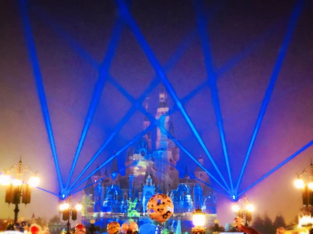 假期撒手没的戏精同事们，竟然在我挤春运的时候吹海风？？（下）