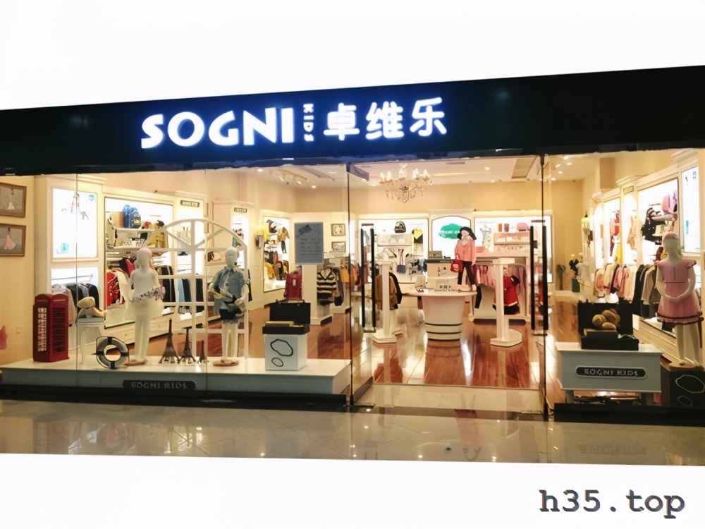 最新童装店双门头装修效果图,童装店怎么装修才有顾客