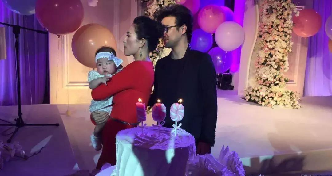 章子怡获影后忆旧伤哽咽,章子怡低潮逆袭