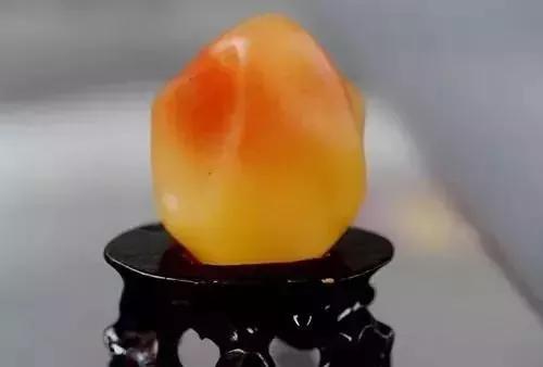 金丝玉怎么鉴别,金丝玉最简单鉴别方法