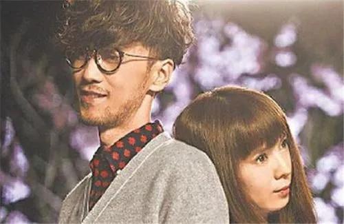 周传雄与张信哲哪个厉害,周传雄与张信哲比高音