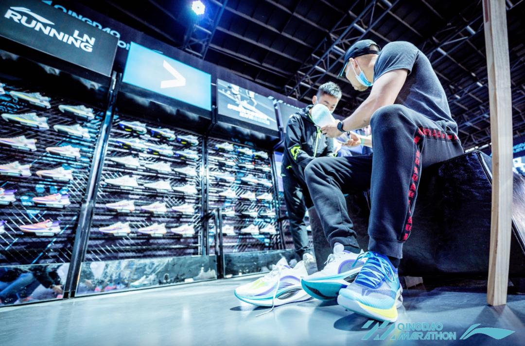 多元化跑鞋,多元化与专业化