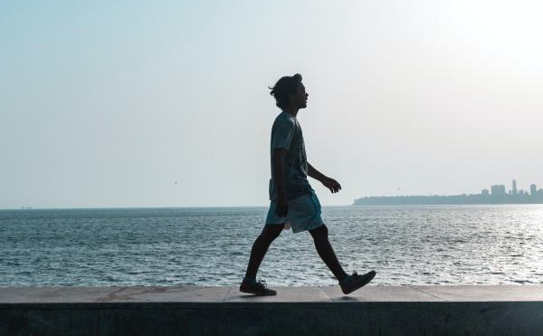 英语中各种走的用法,英语中关于走的单词