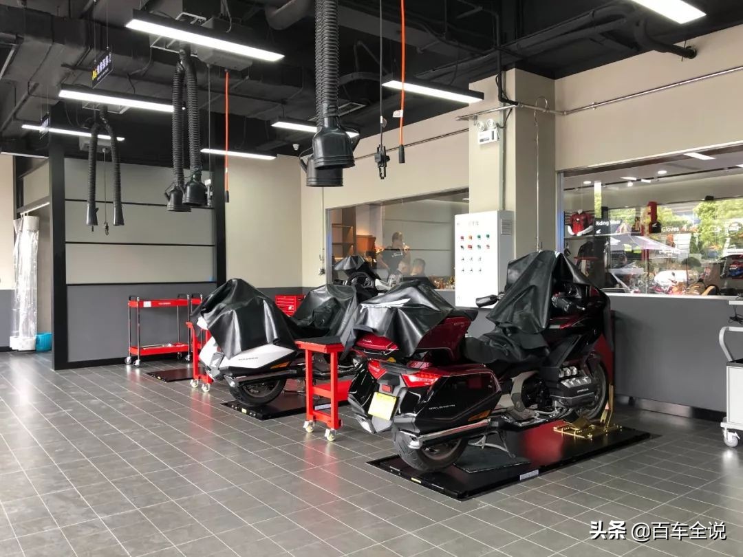 每个男孩都有一个女孩梦,每个男孩都有一个单车梦