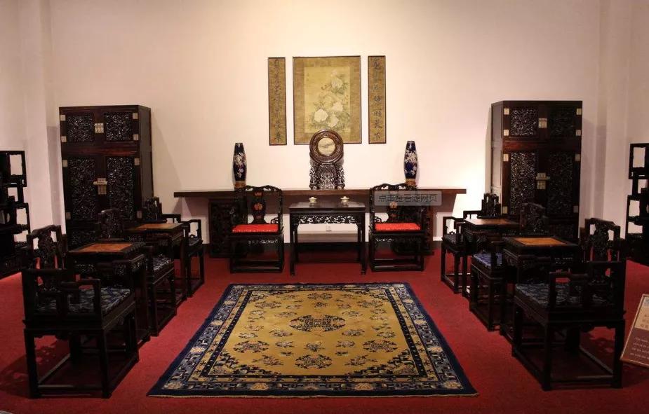 30万买的洋沙发两年后卖了800义乌老板终于知道为何要选红木家具