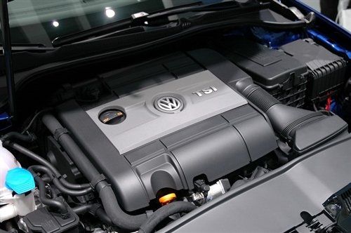 花3万买个二手车值吗,花十几万买一台老车值不值