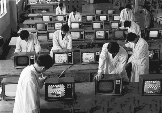 一代彩电大王落幕长虹不再长红,彩电大王长虹如今怎样了