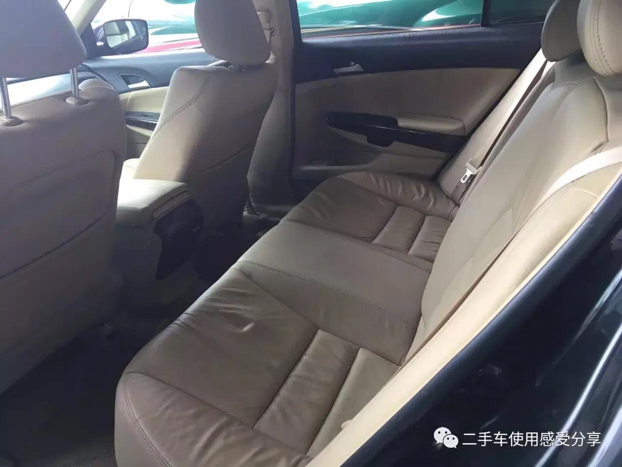 2012年八代雅阁2.0二手车值多少钱,10年的八代雅阁值得买吗