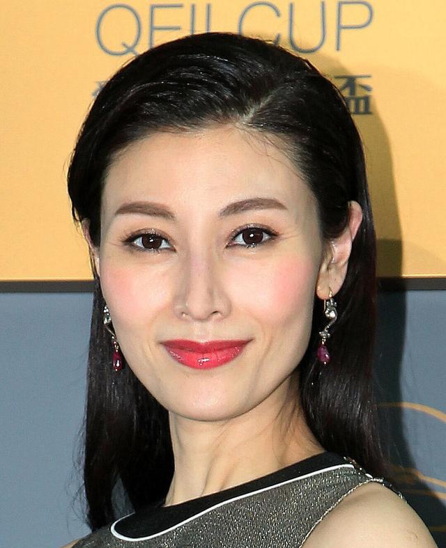 李嘉欣是巩俐级别的大咖？于正老师，您是不是对巩俐有什么误解