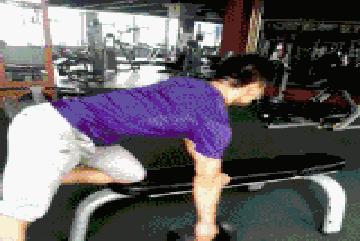 又宽又薄背阔肌怎么练的,怎么样才能练好背阔肌