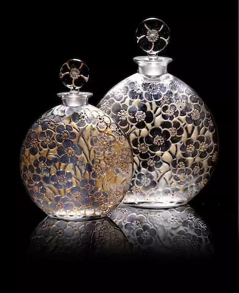 欧洲贵族喷的香水是什么,欧洲贵族喷的香水叫什么