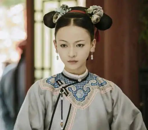 现在的网红脸和以前的网红脸,以前的网红脸vs现在的网红脸