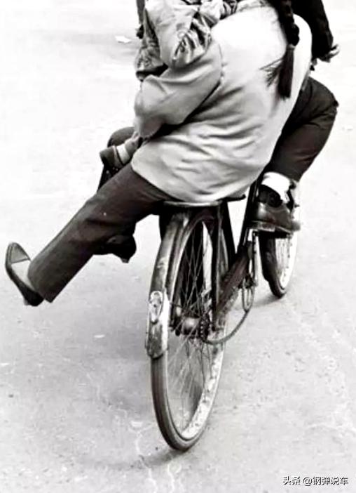 老式大金鹿自行车八成新值多少钱,1980年金鹿自行车多少钱