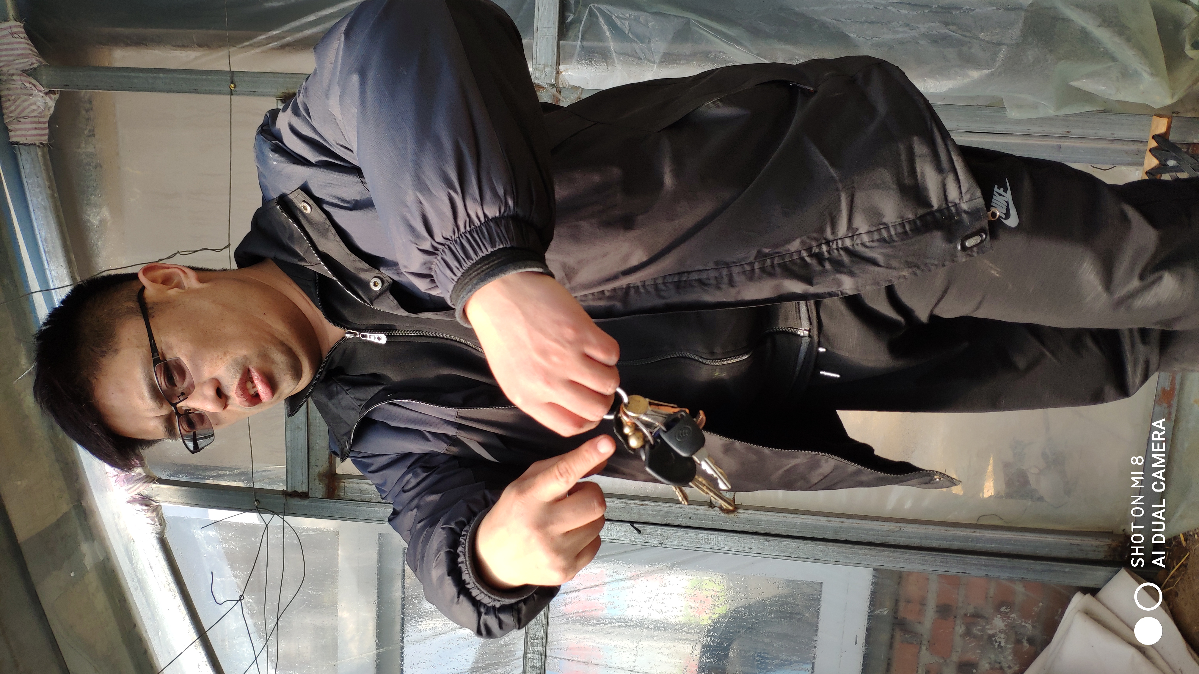 崂山水畔菜蔬鲜，黄石洞中书韵长