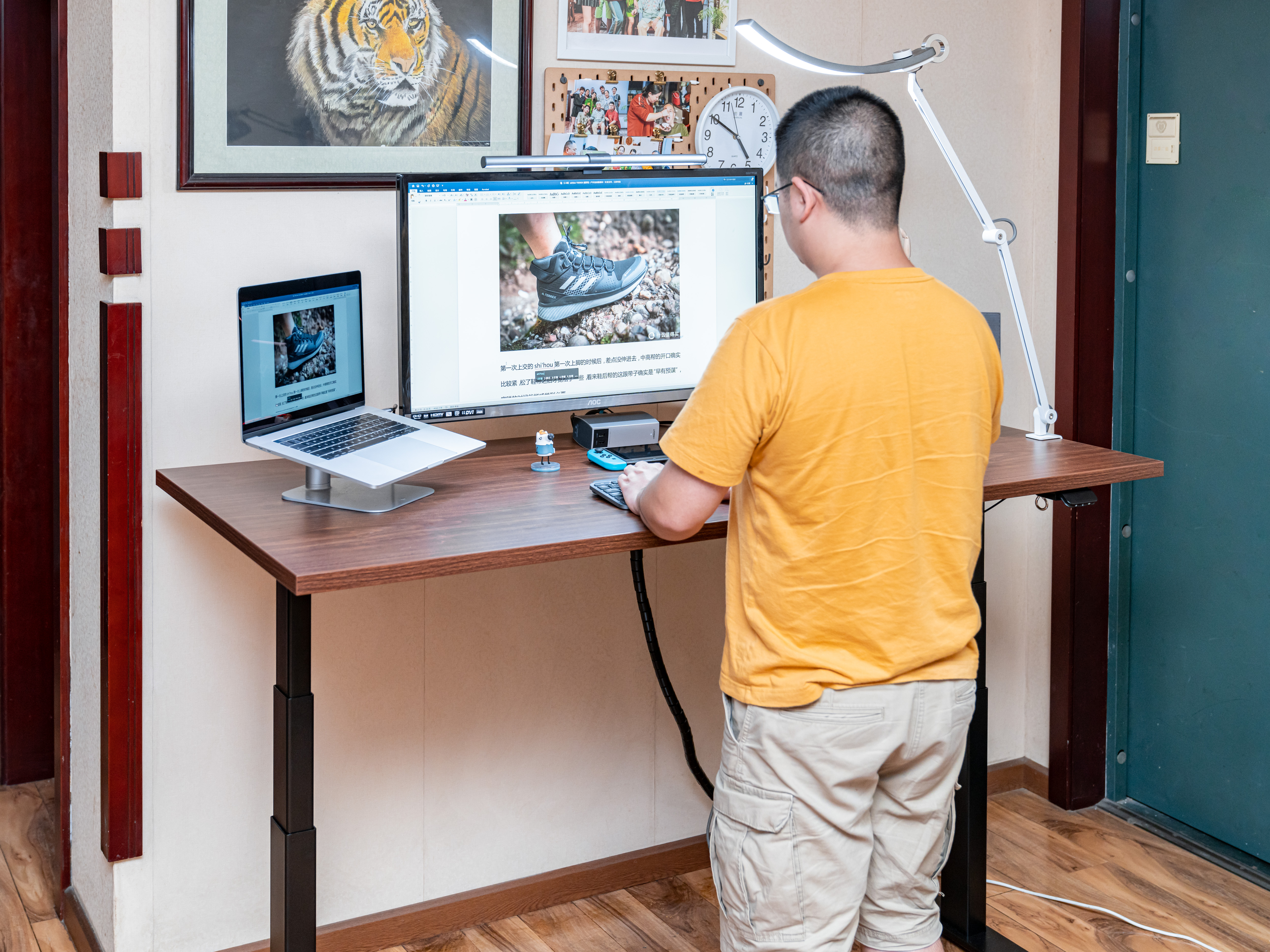 怎样买电动升降桌划算,电动升降桌如何选板材