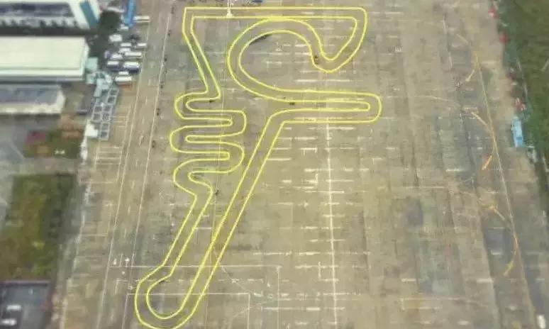 福克斯2021款三厢1.5特价,新款福克斯优惠落地价格