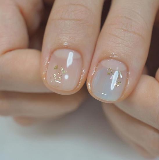 美甲蓝色和雾霾蓝,怎么调雾霾蓝色美甲