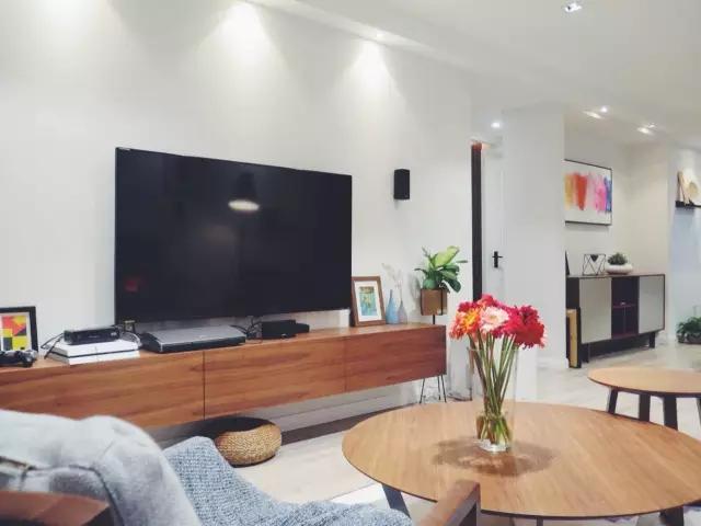 客厅选什么电视柜好看实用,电视柜怎么选又实用又好看客厅