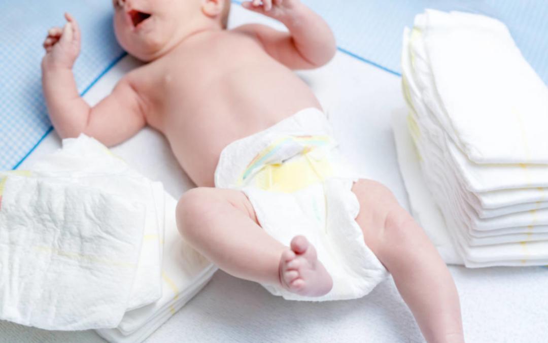 宝宝穿尿不湿一天要换几片,一片尿不湿宝宝穿两天