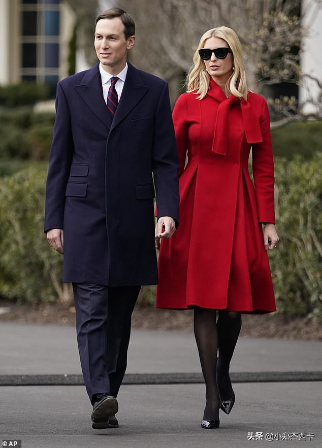 美国第一女儿伊凡儿，怎么穿显胖了10斤，可惜了她的美貌啊