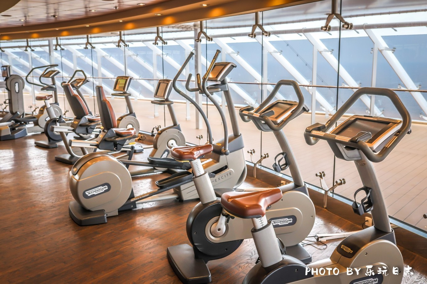 换个出行方式,高档豪华邮轮旅游攻略