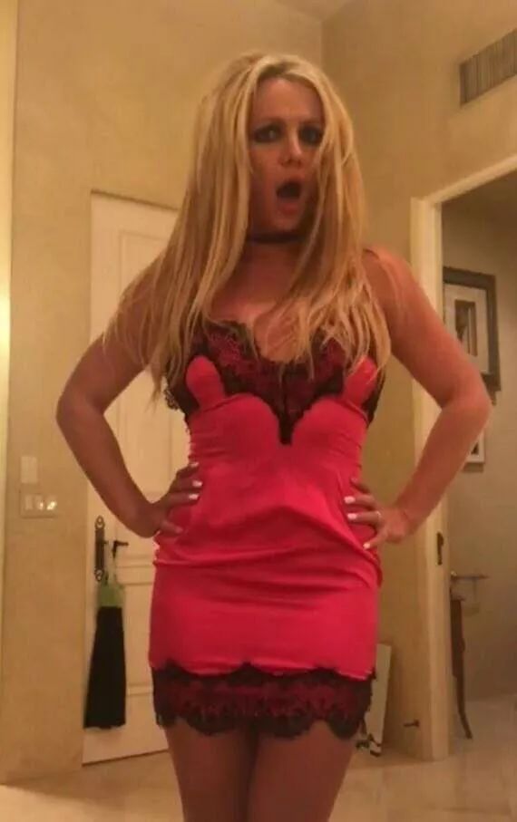 史上最节俭天后，网友扒出布兰妮的*服私**只卖10美元