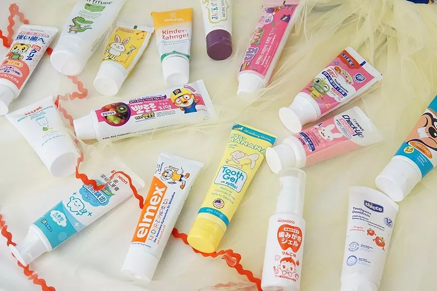 花王儿童牙膏和狮王牙膏哪个好用 (6-12岁儿童牙膏怎么选测评)