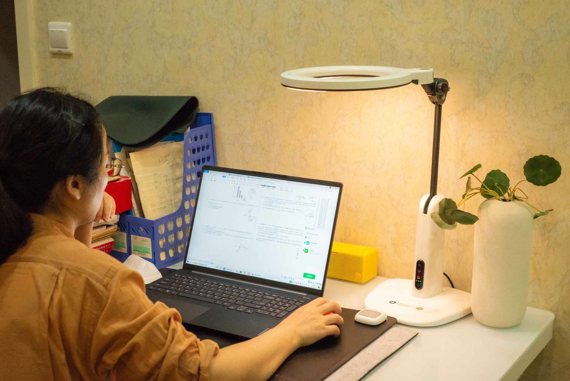 照亮前进的道路!驱逐所有暗影!以光之名~天使之光润眼灯