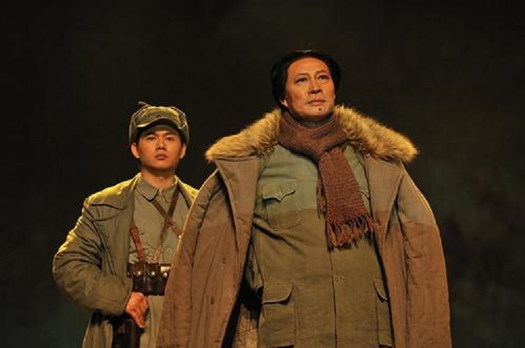 李宗仁的划江而治为何不切实际?看看朝鲜,才知毛*东泽**的果决