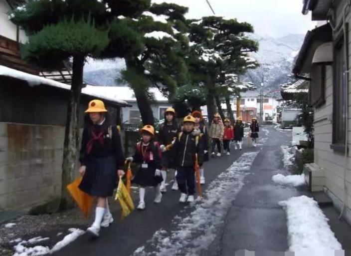 日本孩子的独立教育，值得我们学习，真不是崇洋媚外