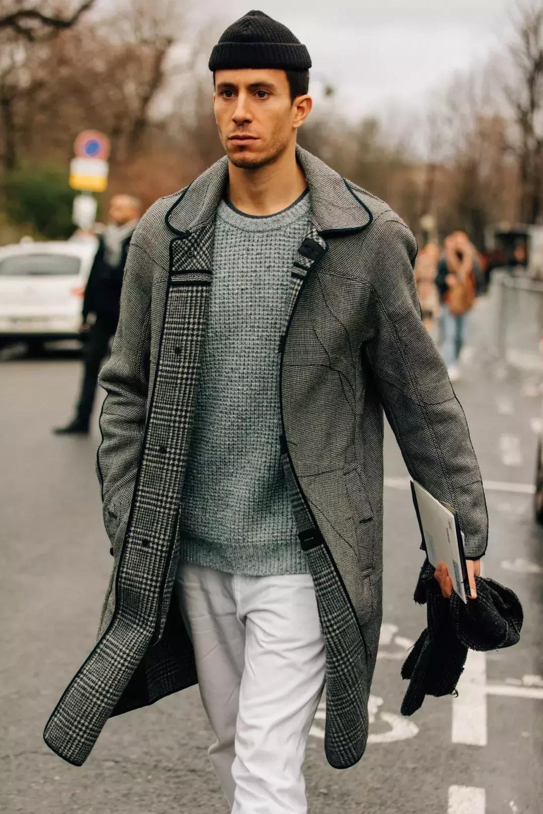 毛衣是冬季的基础单品,毛衣要更适合寒冬