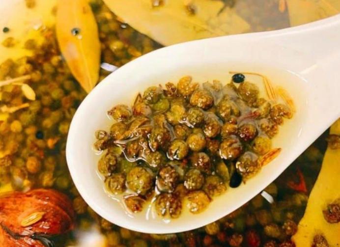 炸花椒油用放水么,炸花椒油用不用去籽