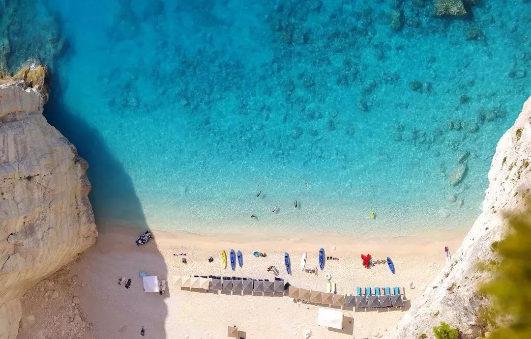 人晒太阳的好处与功效,外国人晒日光浴好处