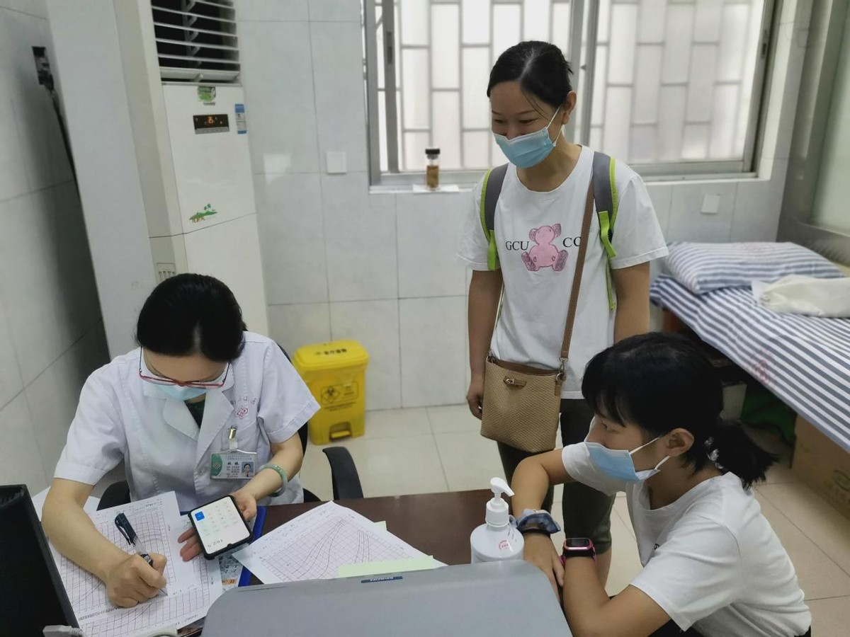 小孩长得非常矮小不要管好不好,孩子身材矮小怎么办5个方法