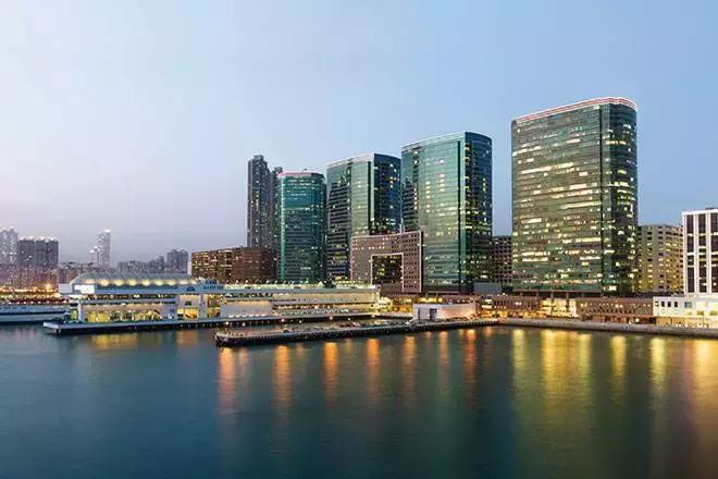 像彩色水果糖一样的香港，让人心动