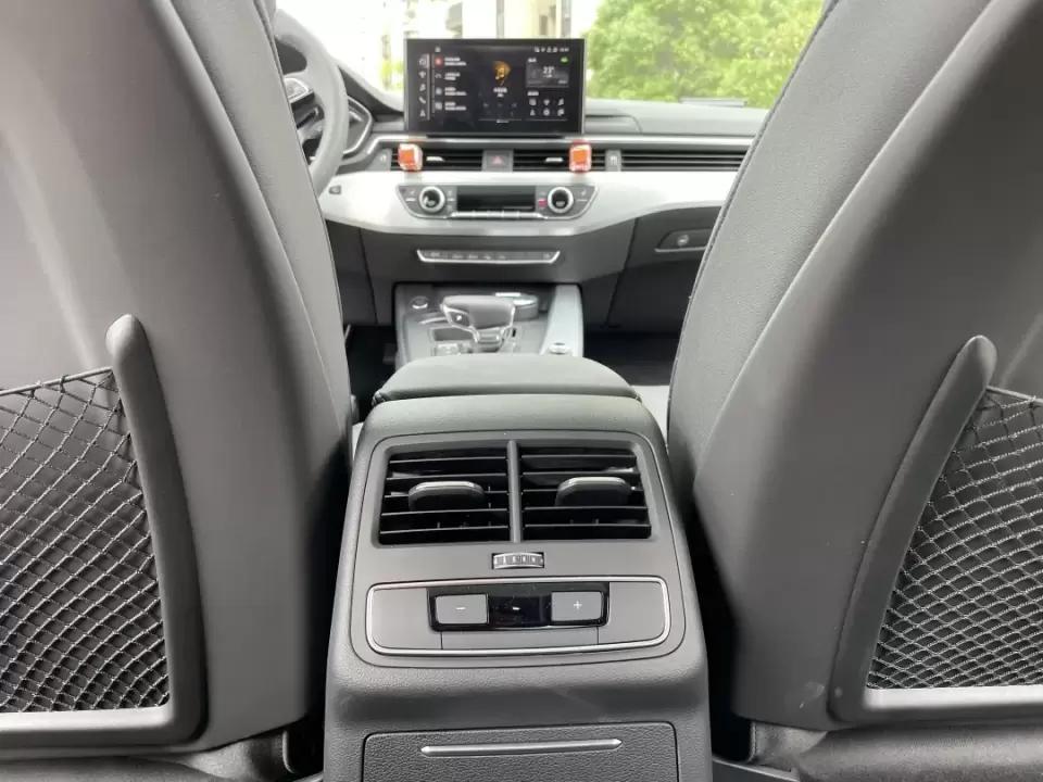 17款奥迪a4l试驾视频胖哥,奥迪a4l2021款试驾视频