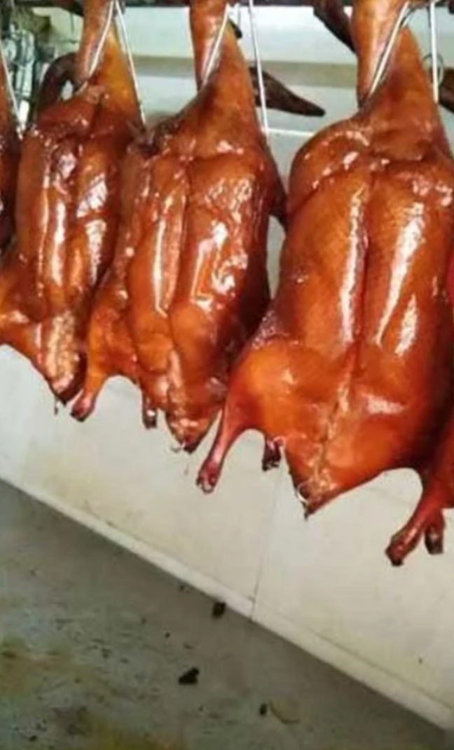 怎样使烧鸭变得丰满脆皮,烧鸭皮怎么保持脆度