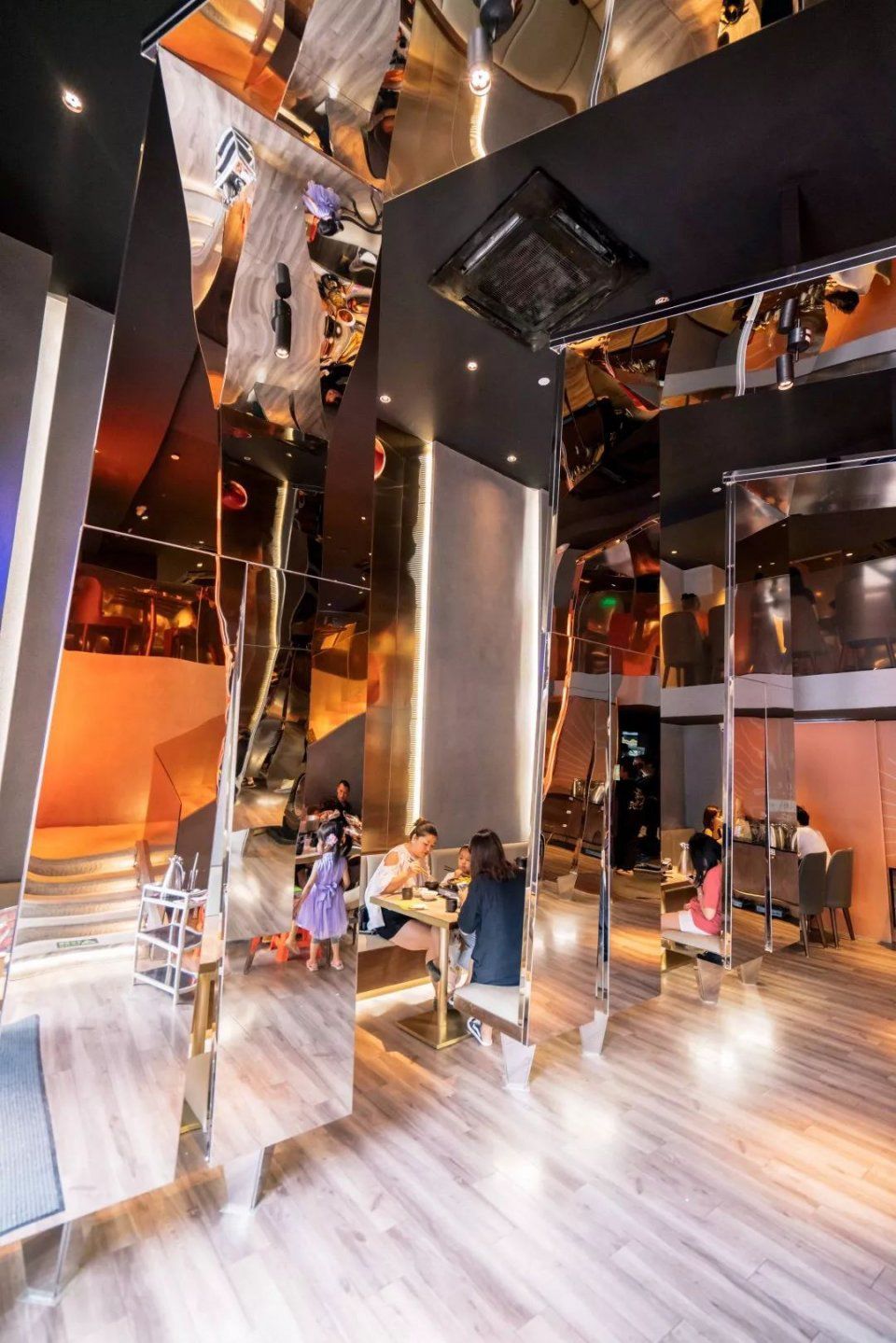 熬了十年的汤,老汤酸了还能重新熬出来吗