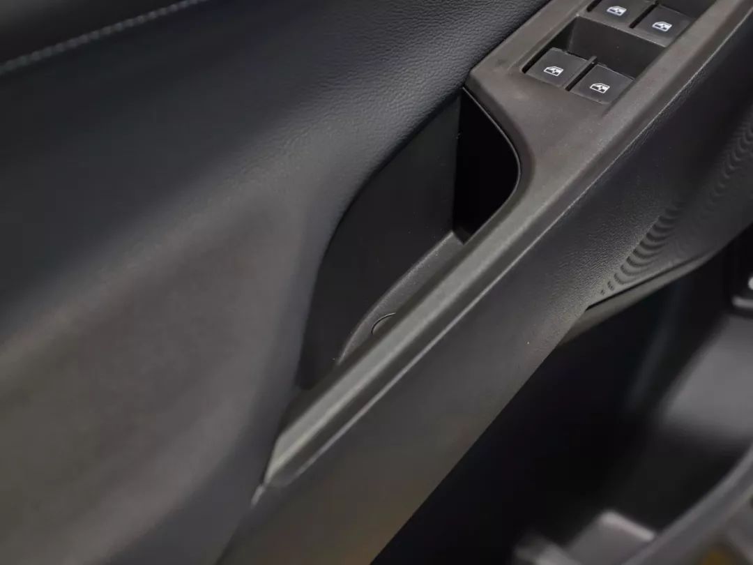 5座车8-10万,5座6座8座各种组合