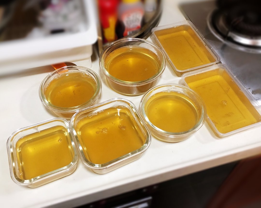 海底椰雪梨罗汉果菊花膏,海底椰菊花雪梨膏的材料