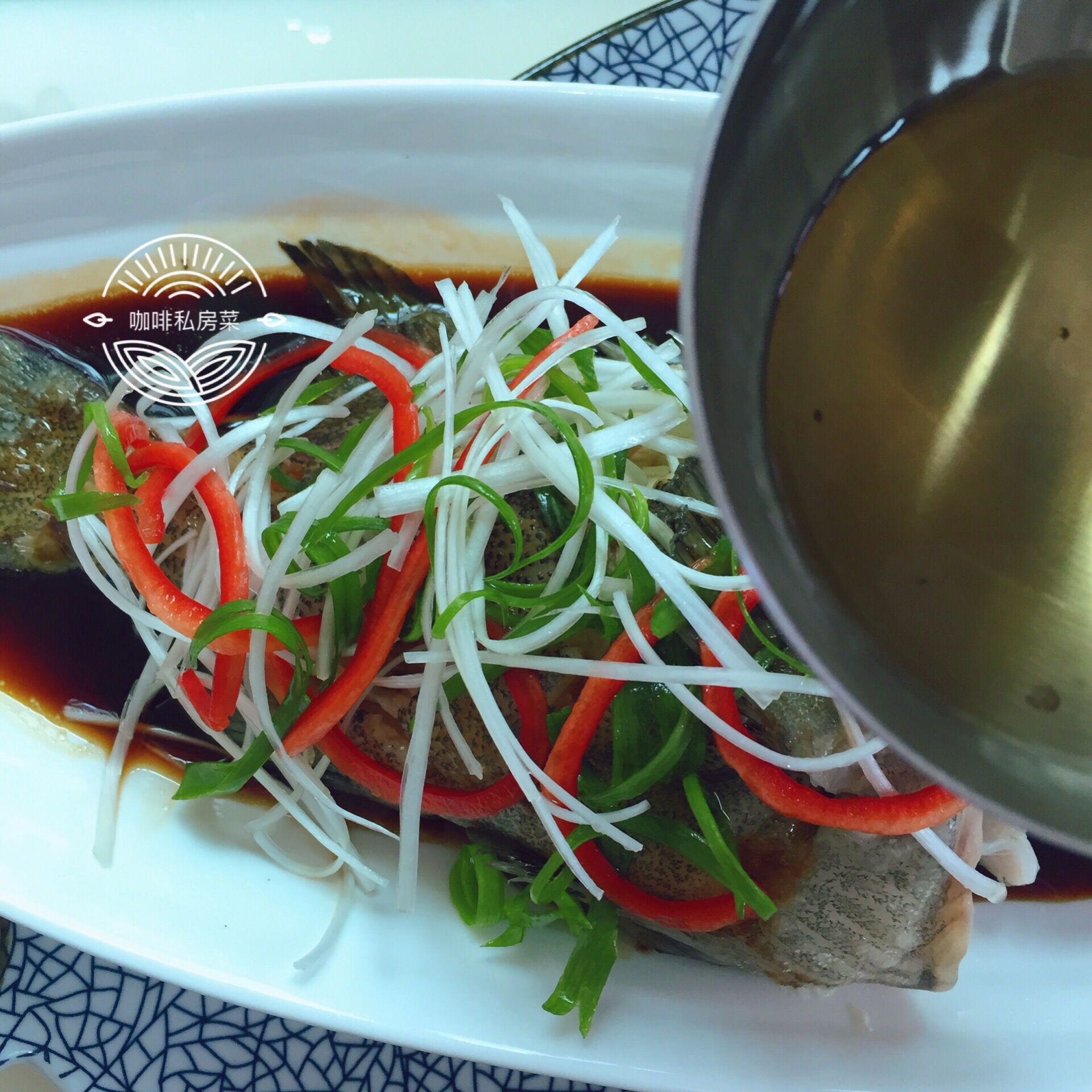 怎样清蒸鱼又嫩又好吃的简单方法,清蒸鱼记住这些小技巧鲜嫩美味